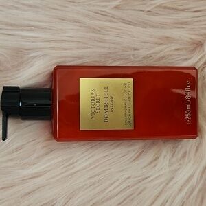 New Listing!!Brand New Victoria's Secret BOMBSHELL INTENSE Fine Fragrance Lotion